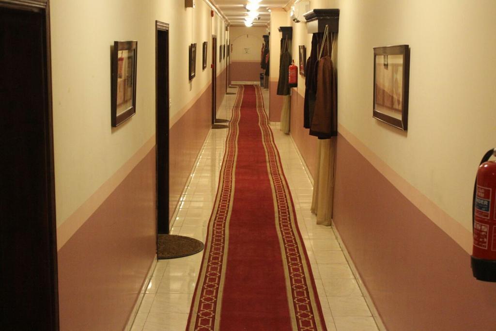 Shomookh Al Aroos Appart hôtel *